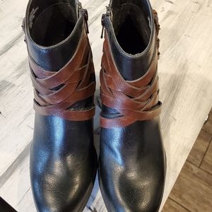 (NEW) Women's Phoebe Bootie